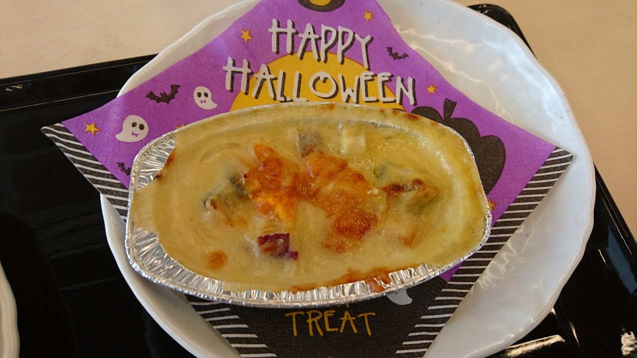 食堂のグラタン